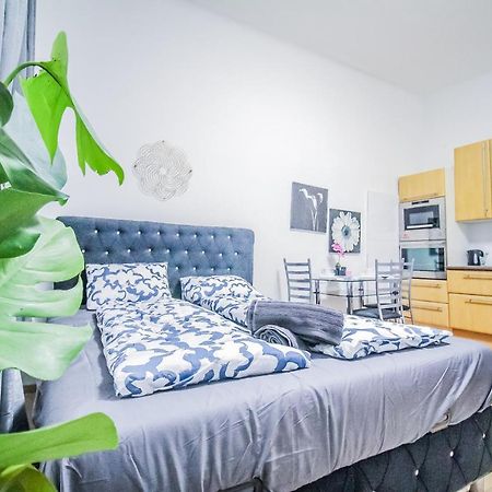 Comfort Quad Room Hn Viyana Dış mekan fotoğraf