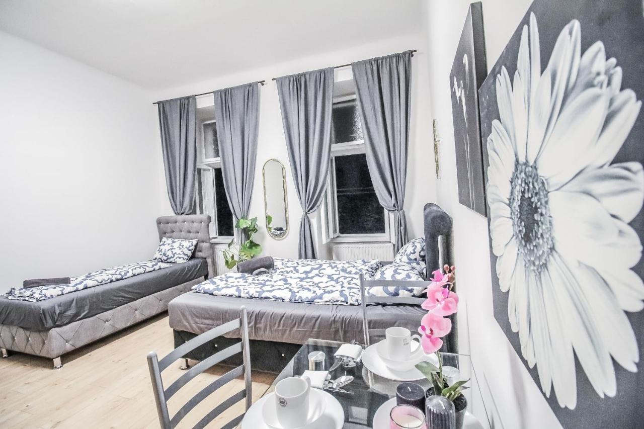 Comfort Quad Room Hn Viyana Dış mekan fotoğraf