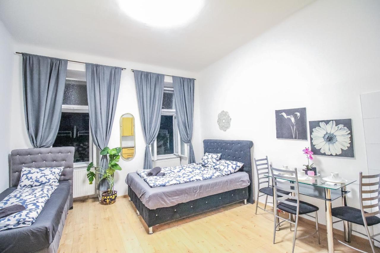 Comfort Quad Room Hn Viyana Dış mekan fotoğraf