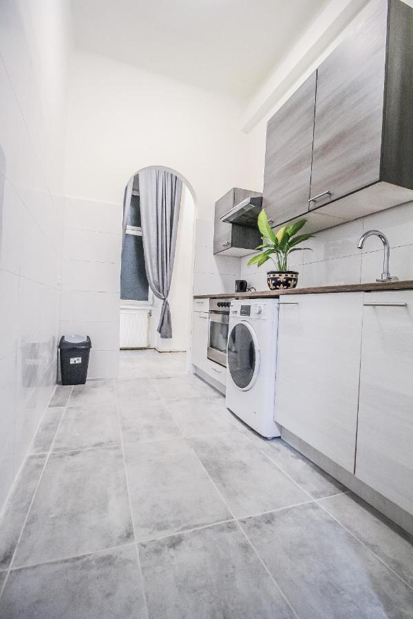 Comfort Quad Room Hn Viyana Dış mekan fotoğraf