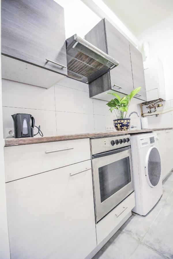 Comfort Quad Room Hn Viyana Dış mekan fotoğraf